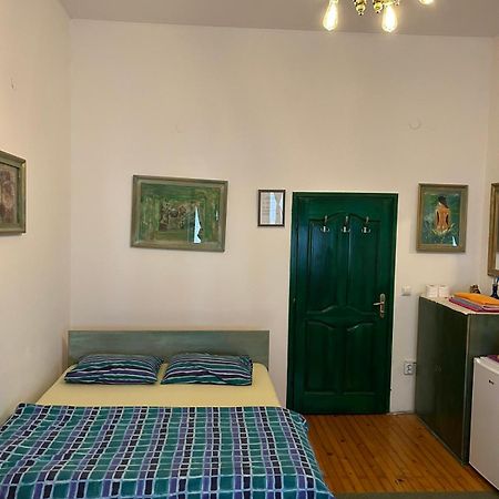 Guesthouse Hurma Rooms Sarajevo Bagian luar foto