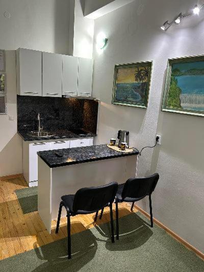 Guesthouse Hurma Rooms Sarajevo Ruang foto