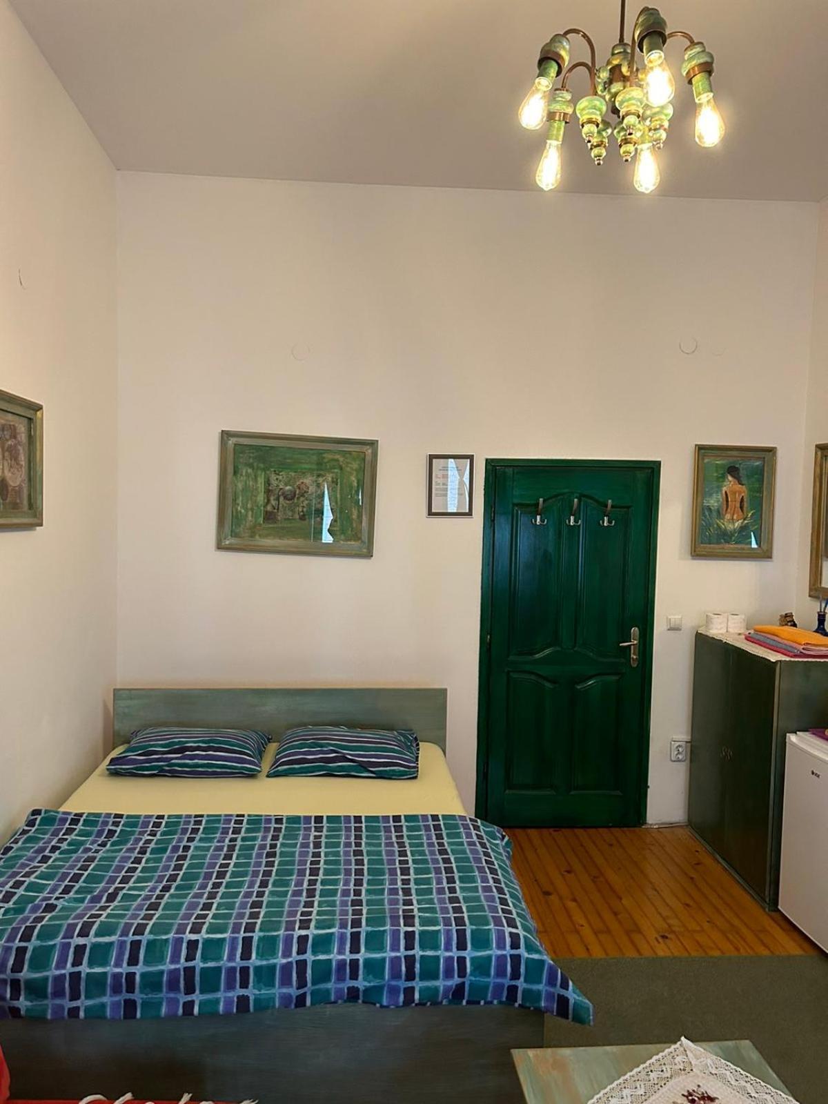 Guesthouse Hurma Rooms Sarajevo Bagian luar foto